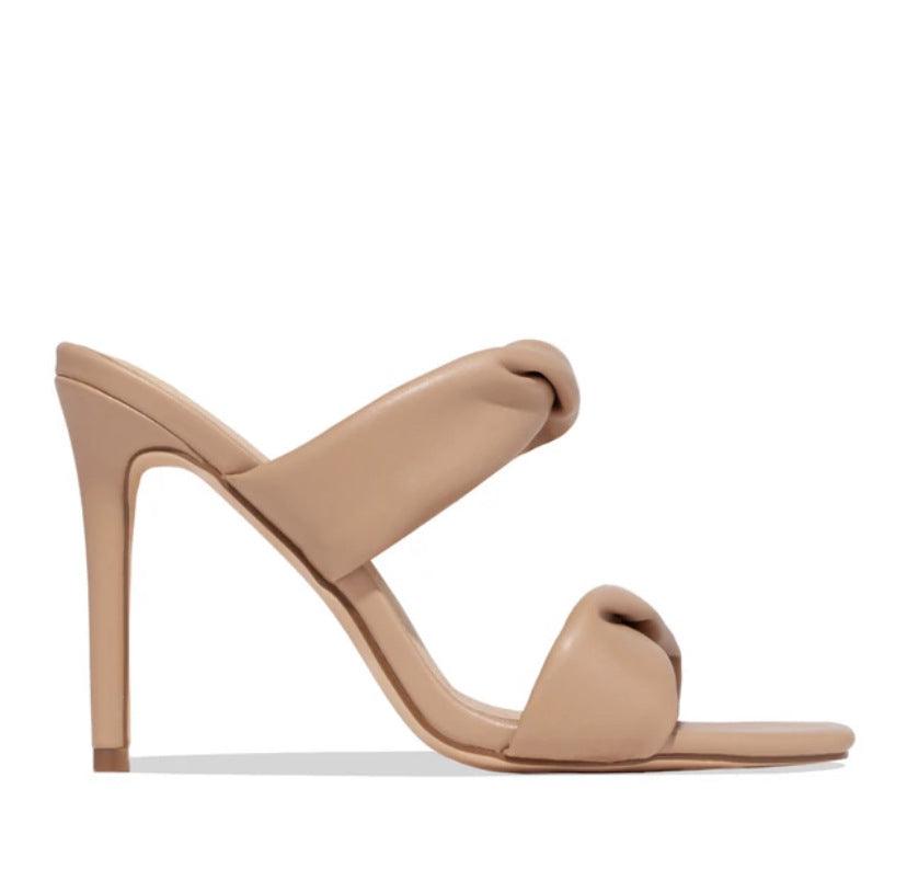 Square Toe Pleated High Heels | MODE BY OH