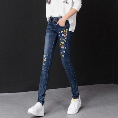Embroidered High-rise Stretch Jeans | MODE BY OH