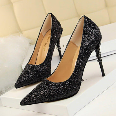 Pointed sequined high heels | MODE BY OH